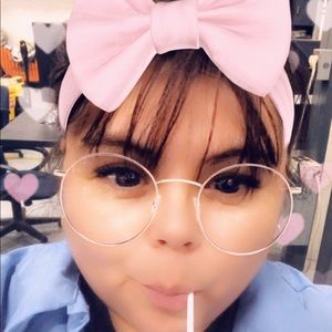 Meet your Posher, Veronica